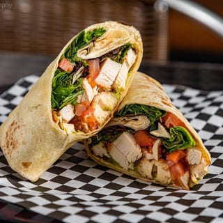 CHICKEN CAESAR WRAP